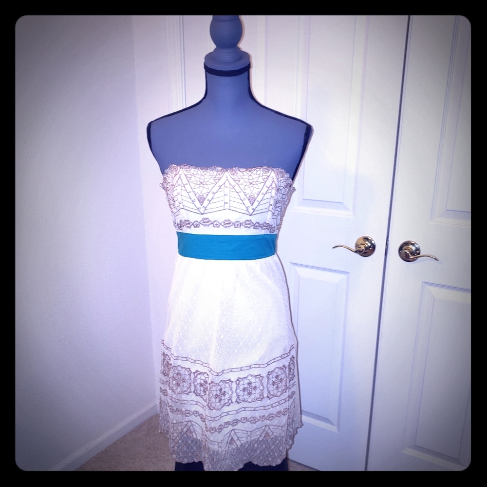 Cream Lace Dress By Flying Tomato